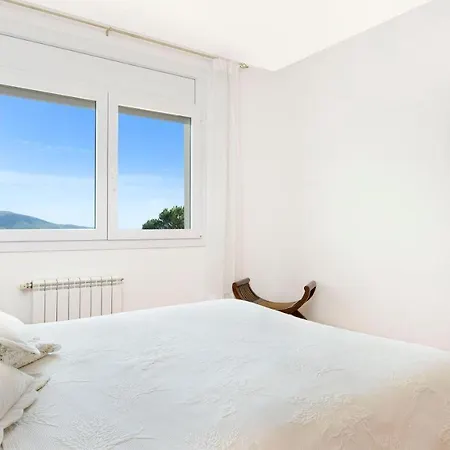 Sleeps 10 Lloret de Mar