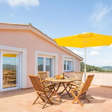 Sleeps 10 וילה יורט דה מאר